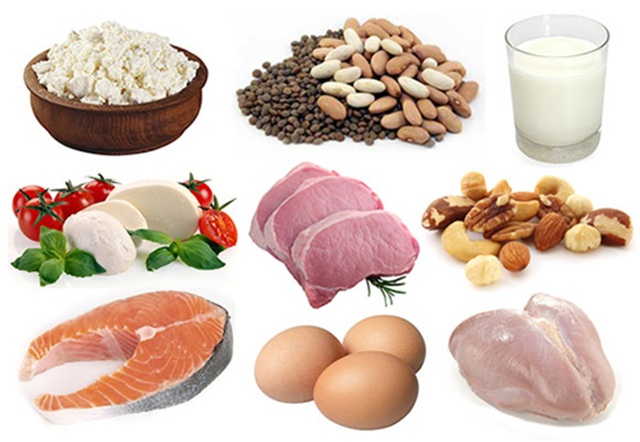 Thực phẩm giàu protein có trong thịt, cá, đậu, các loại hạt mầm và quả hạch.